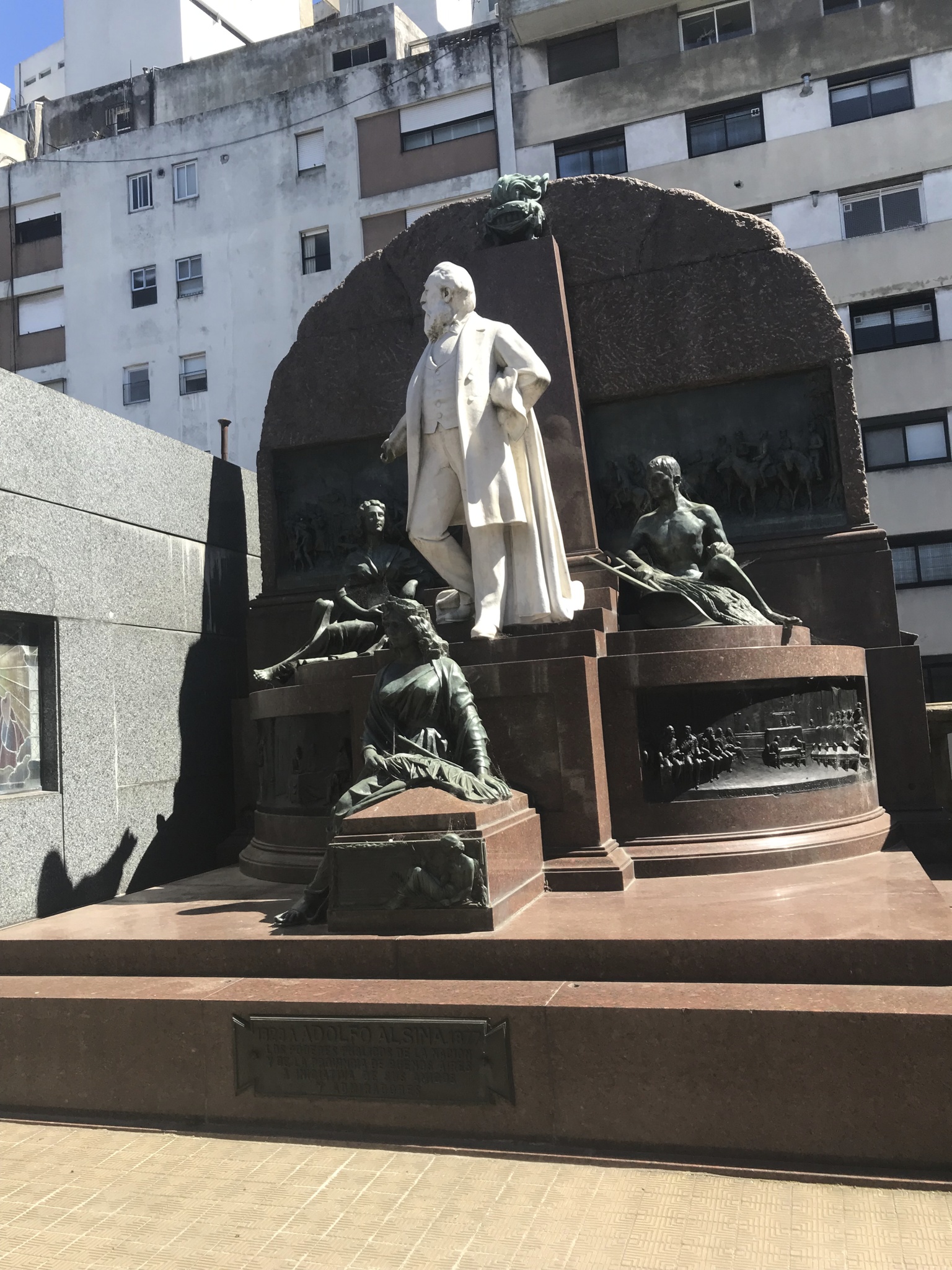 アルゼンチンのお墓 Mamasan Company