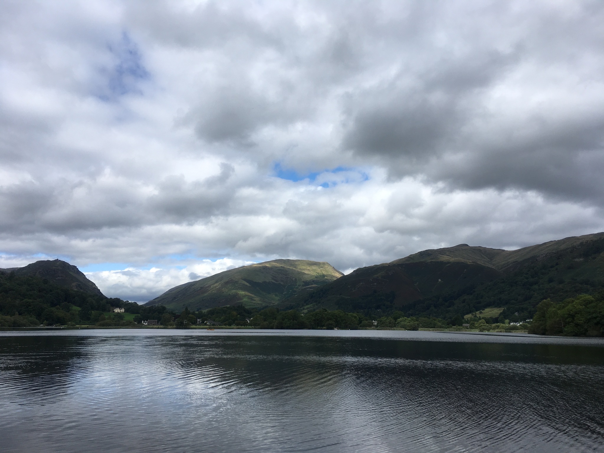 イギリス湖水地方lake District Mamasan Company